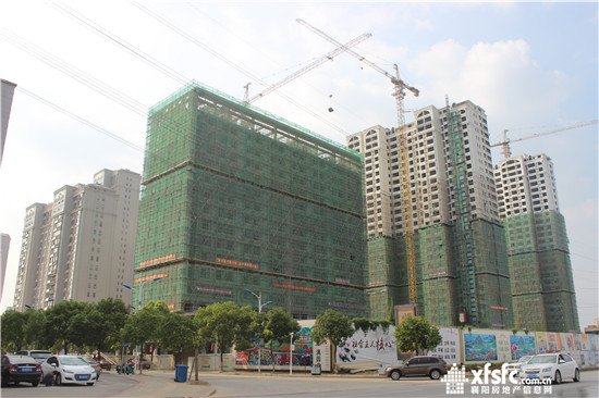 16160945d95fcdaa7c1270.jpg 連山鼎府.jpg