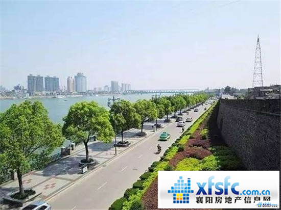 0717563440b228a78a3179.jpg 修路3.jpg