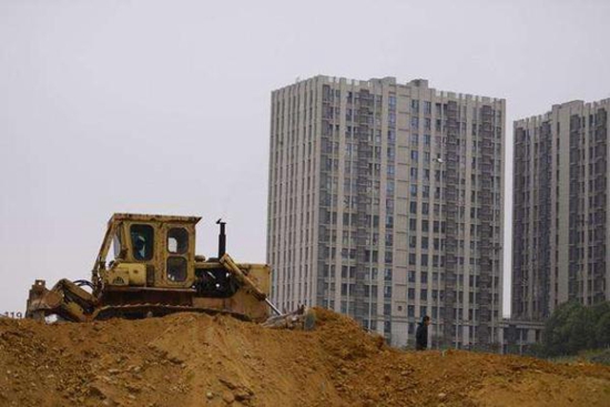 081445019ef5f410517166.jpg 土地1.jpg