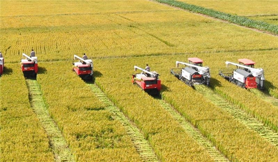 收割機(jī).jpg