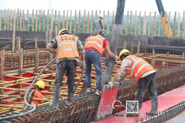 2215424073087f7fda3177.jpg 60002.jpg