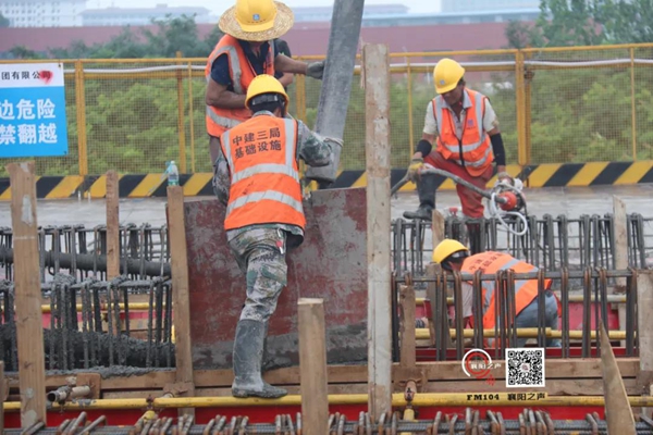 221542489ffb3ec0976063.jpg 60003.jpg